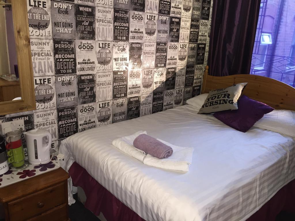 Bradleys Hotel 블랙풀 객실 사진